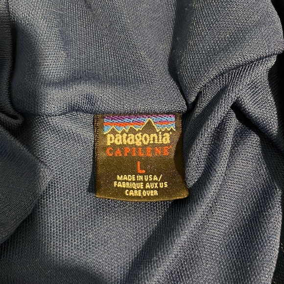 Vintage Patagonia 1/4 zip base layer - Picture 3 of 5